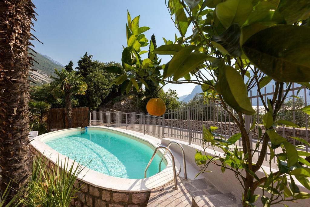 Villa Fiore توربولي الغرفة الصورة